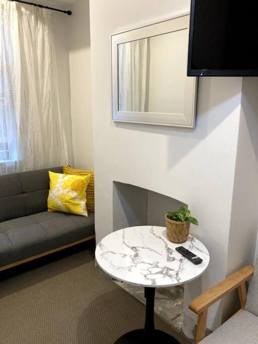 Simple Comfortable Apartment