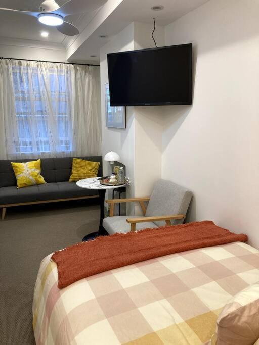 Simple Comfortable Sydney